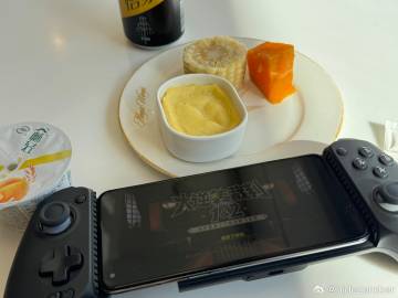 争分夺秒打游戏via Weibo